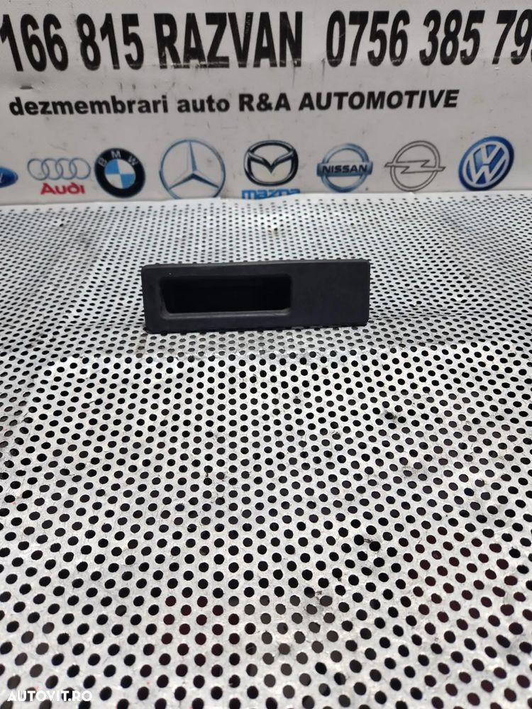 Buton Switch Deschidere Haion Hayon Bmw Seria 4 F32 F33 F36 Dezmembrez Bmw Seria 4 F32 F33 F36 Coup - 1