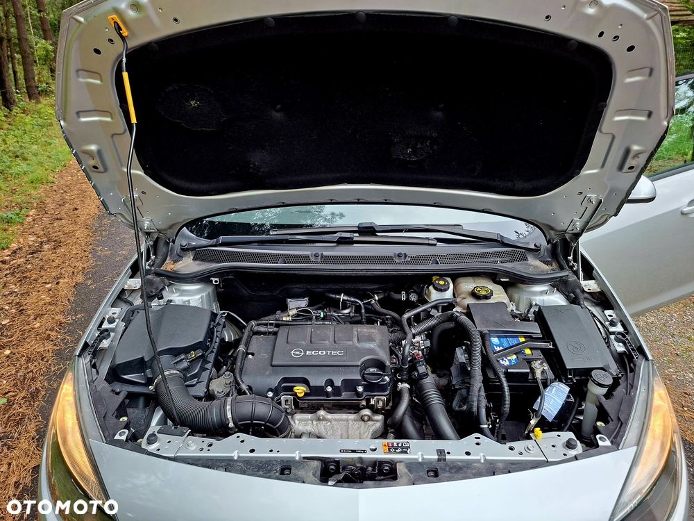 Opel Astra 1.4 Turbo Active - 10