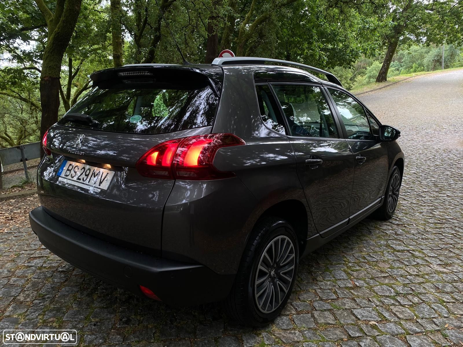 Peugeot 2008 1.5 BlueHDi Active - 3