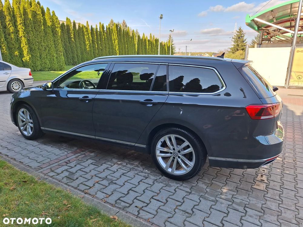 Volkswagen Passat 2.0 TDI SCR Elegance DSG - 4