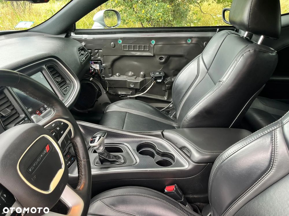 Dodge Challenger 3.6 GT AWD - 28