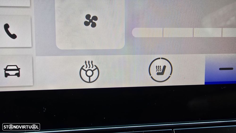 MG MG4 64 kWh Luxury - 44