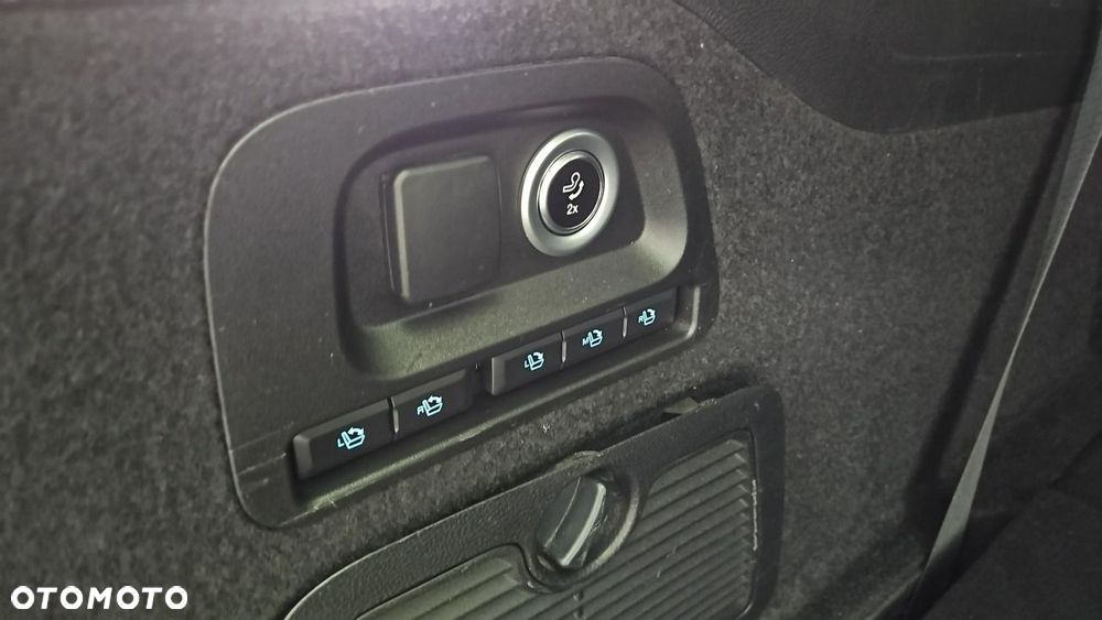 Ford Galaxy 2.0 EcoBlue 4WD Titanium - 23