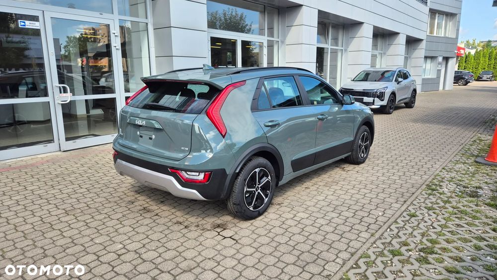 Kia Niro 1.6 GDI Hybrid M - 2