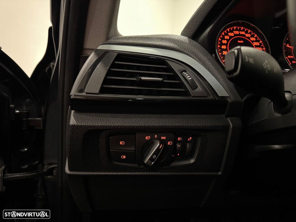 BMW 116 d EDynamics Line Sport - 43