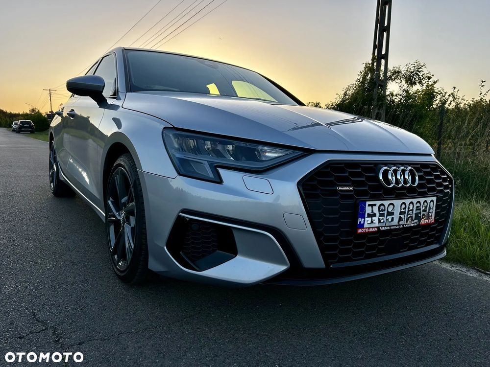 Audi A3 Limousine 40 TFSI quattro S tronic S line - 2