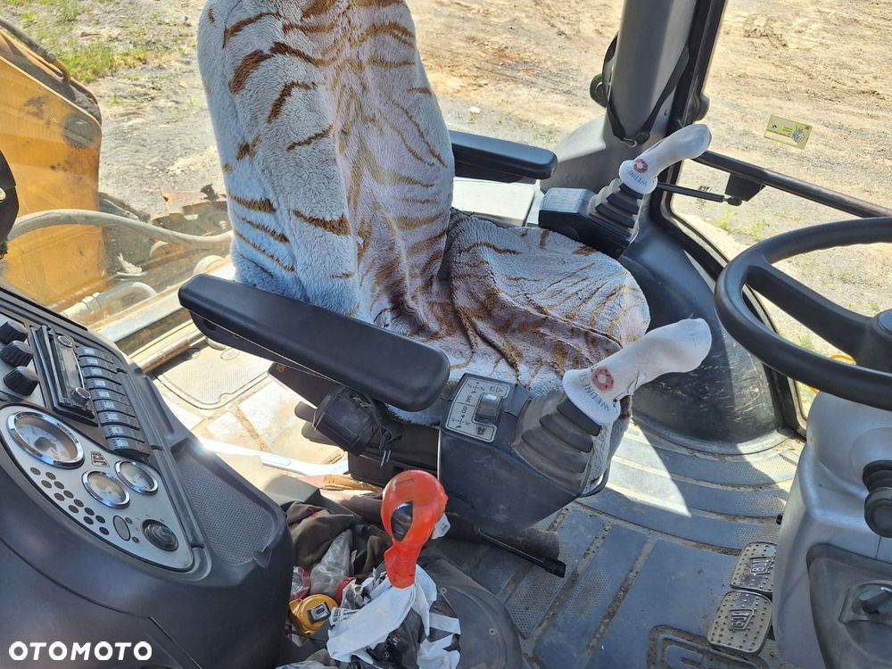 JCB 4Cx 4X4 - 28