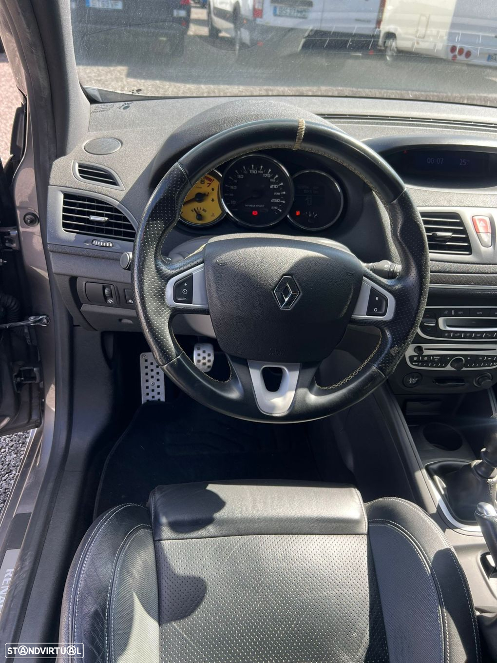 Renault Mégane Coupe 2.0 T 16V RS - 9
