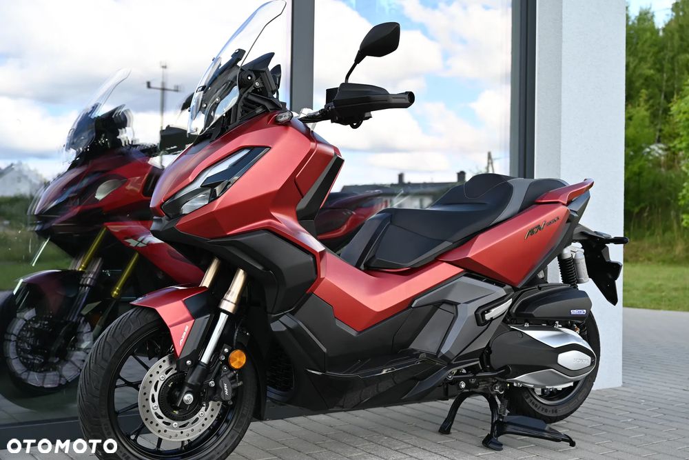 Honda ADV350 - 4