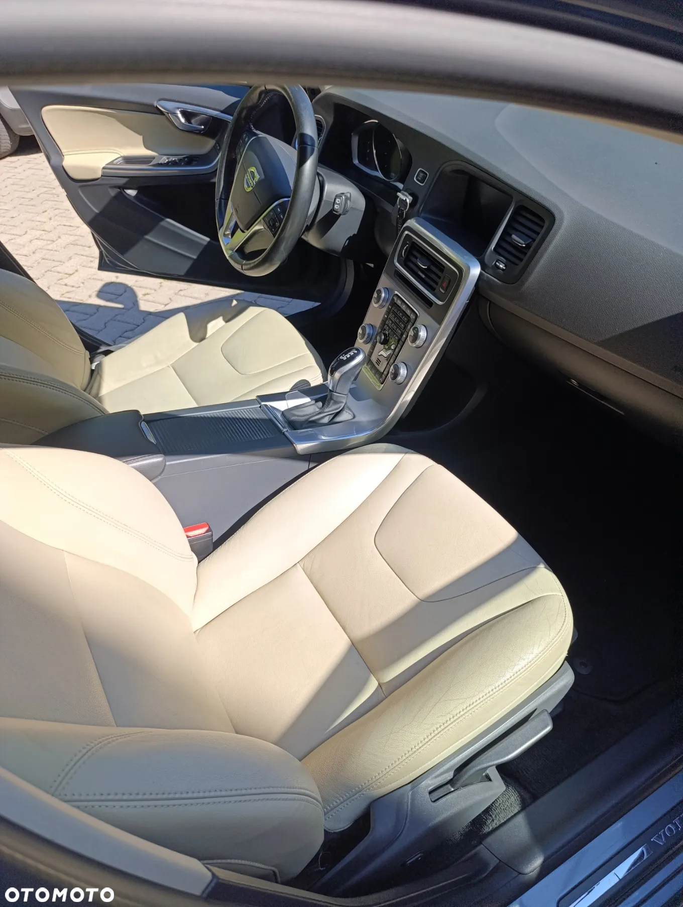 Volvo V60 T5 Drive-E Summum - 11