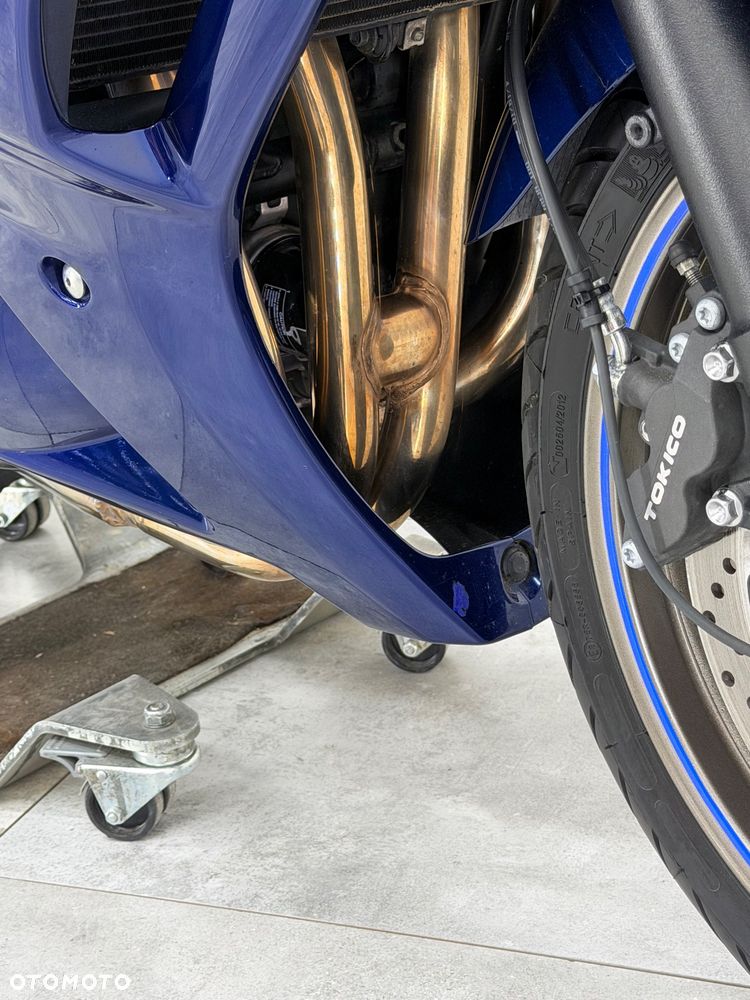 Suzuki GSX - 21