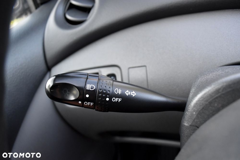 Toyota Yaris 1.0 Edition - 29