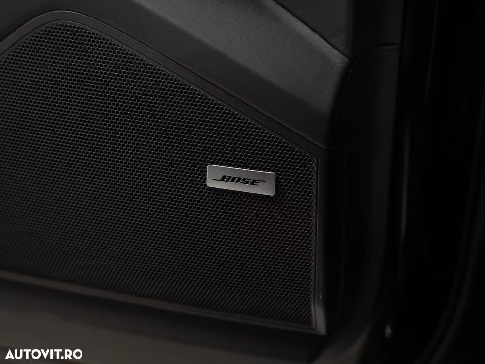 Porsche Cayenne Coupe E-Hybrid - 26