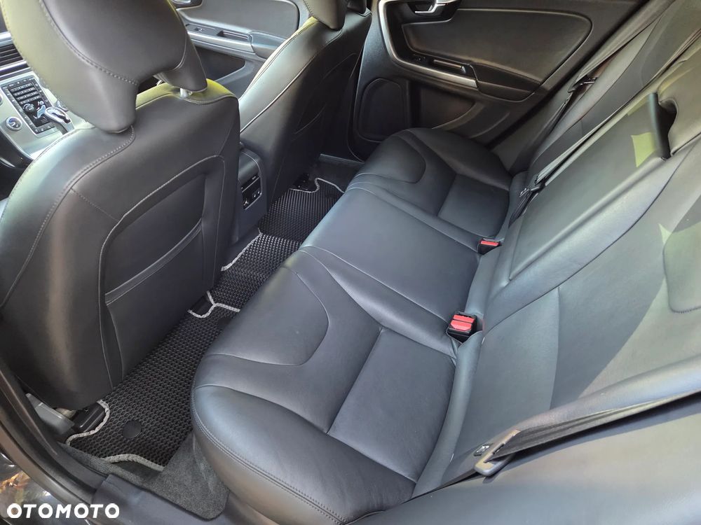 Volvo V60 D4 - 20