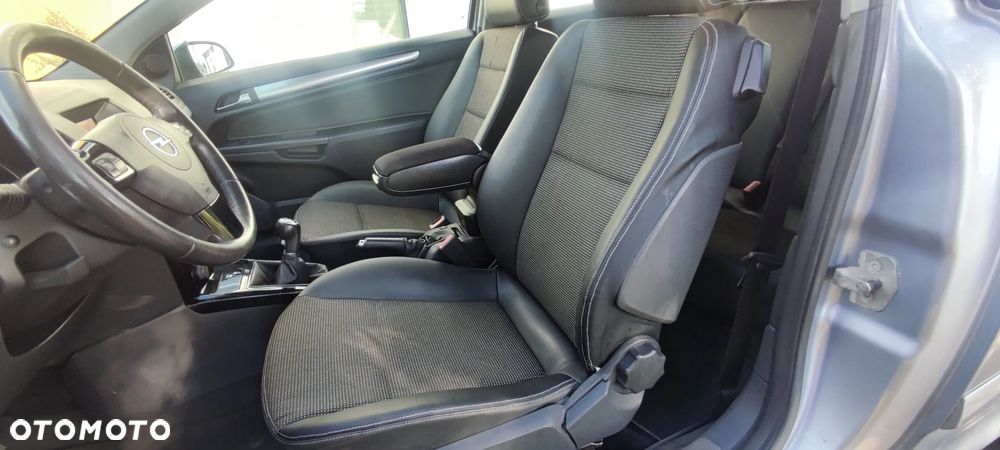 Opel Astra 1.8 Cosmo - 17