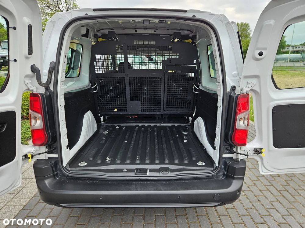 Opel Combo LONG 1.5 TURBO D 6 biegów - 22