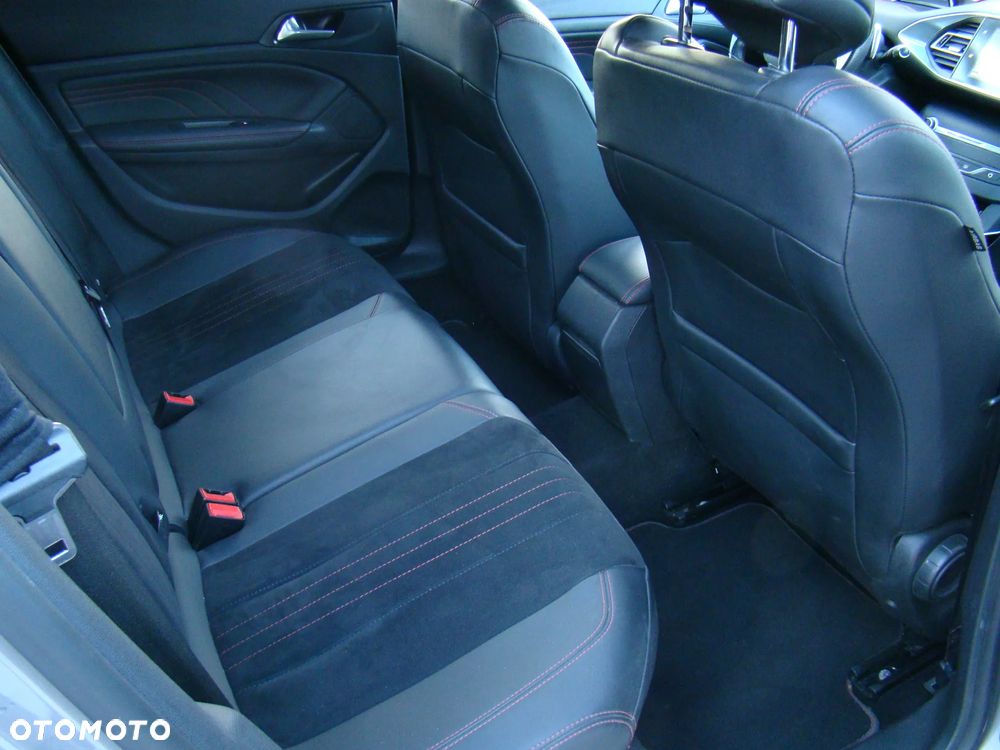 Peugeot 308 BlueHDi 180 EAT6 GT - 34