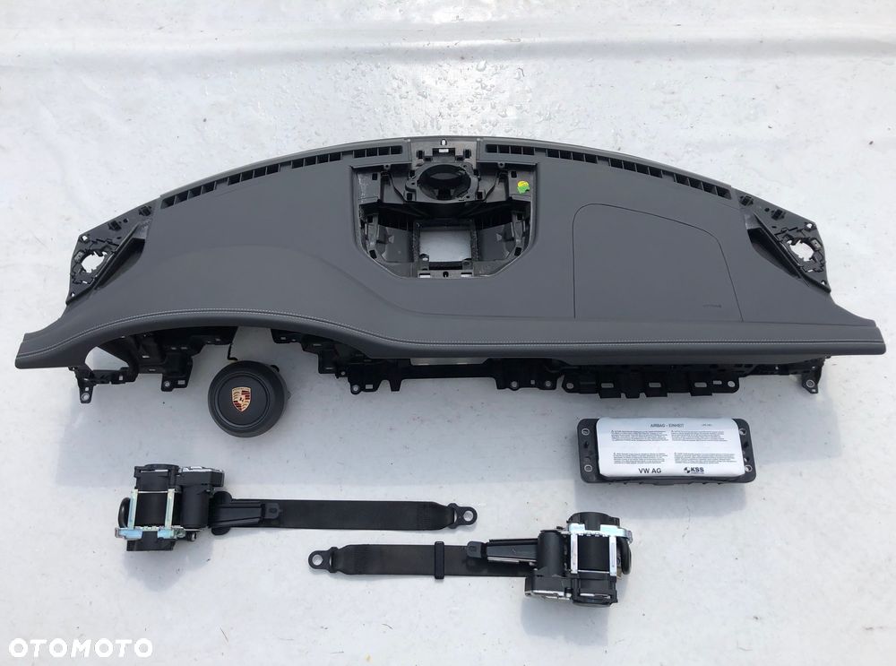 PORSCHE CARRERA 992 CABRIO KABRIOLET KAPOTAŻ PAŁĄK PIROTECHNICZNY ZAGŁÓWEK KURTYNA DESKA AIRBAG NABÓJ PASY PAS TURNOVER Raz2 - 7