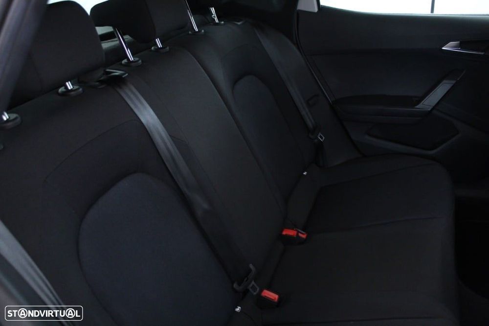 SEAT Arona 1.0 TSI FR - 15