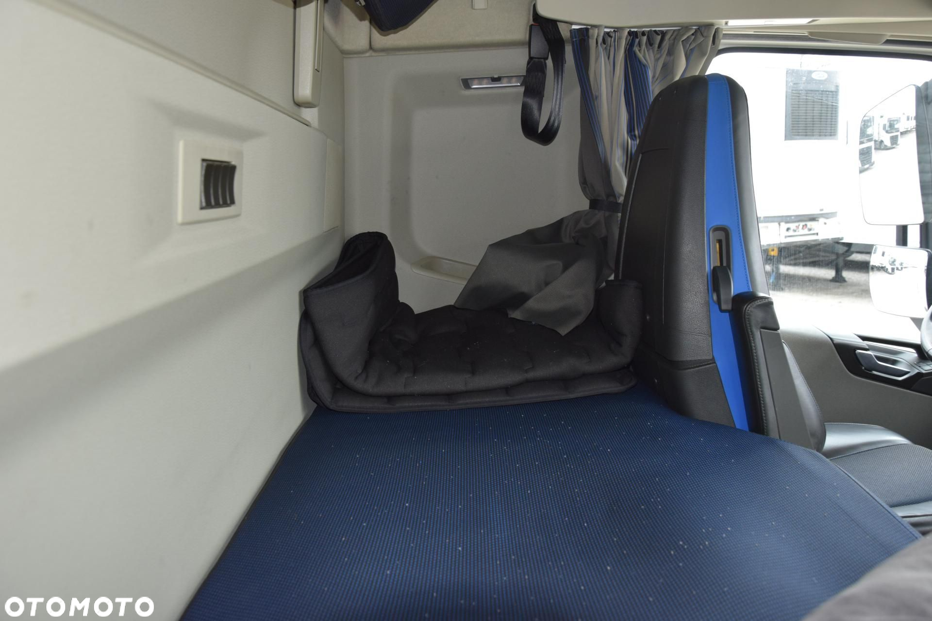 Volvo FH 500 Globetrotter XL - 13