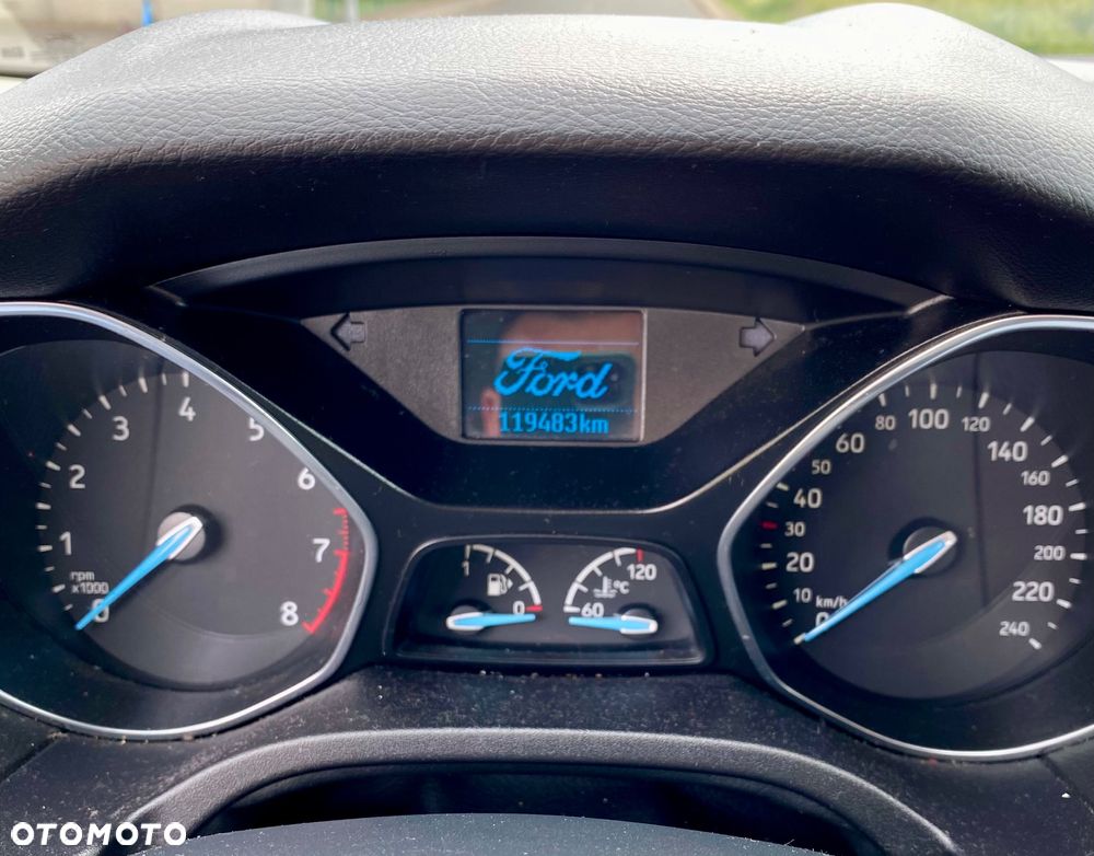 Ford Focus 1.0 EcoBoost Trend - 8