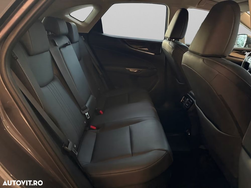 Lexus Seria NX 450h+ E-FOUR Executive Line - 14