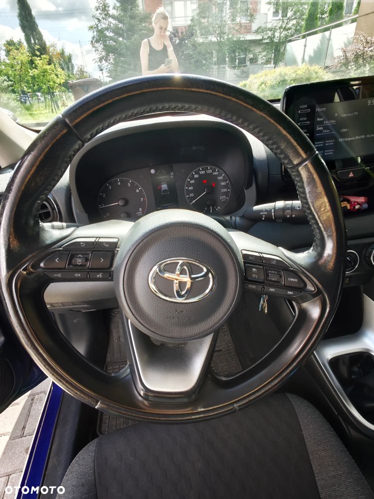 Toyota Yaris - 4