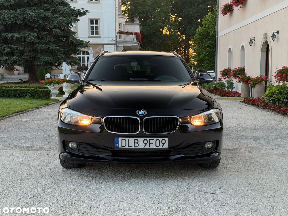 BMW Seria 3 318d Advantage - 2