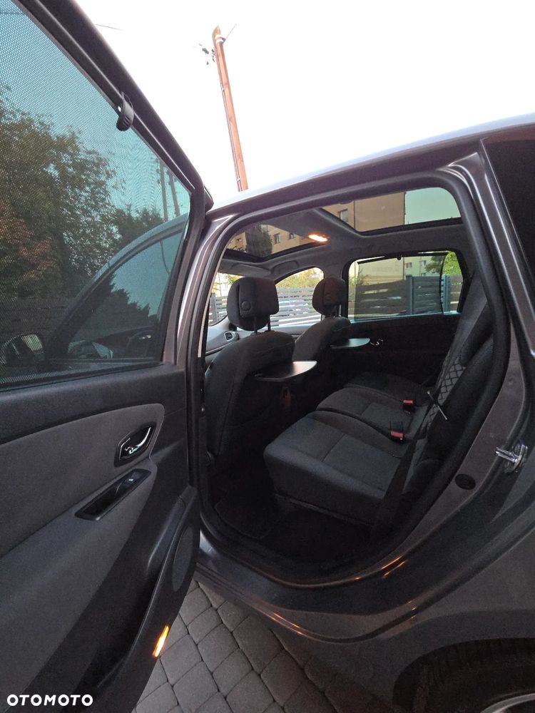 Renault Scenic - 27