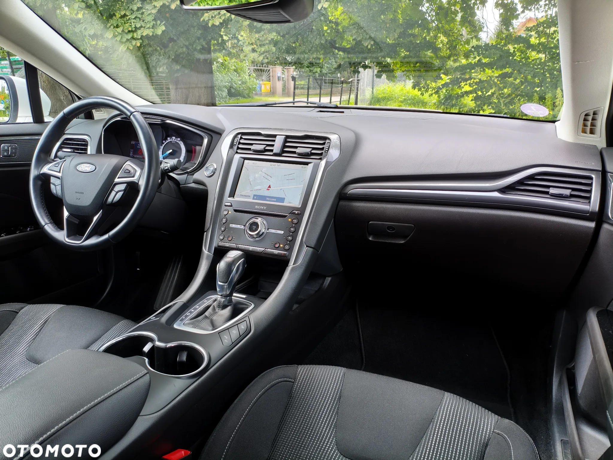 Ford Mondeo - 33