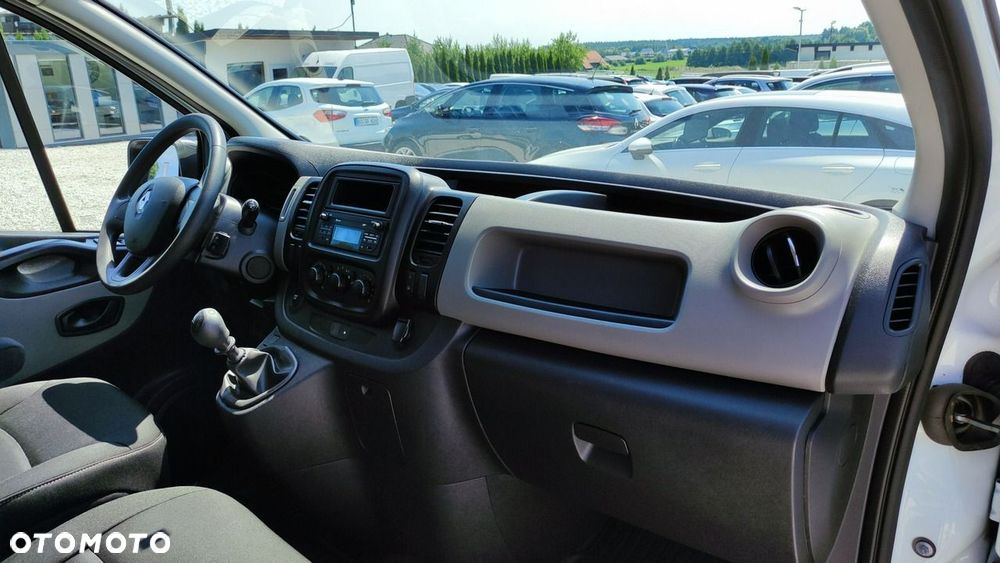 Renault Trafic - 23