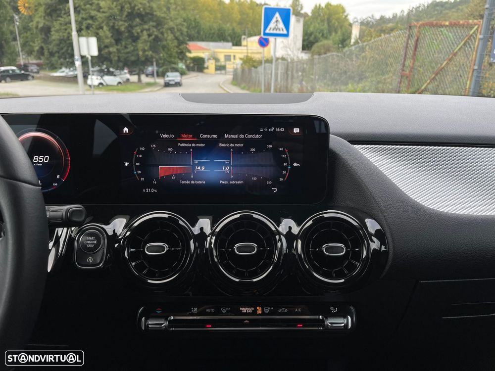 Mercedes-Benz B 180 d Style Aut. - 32