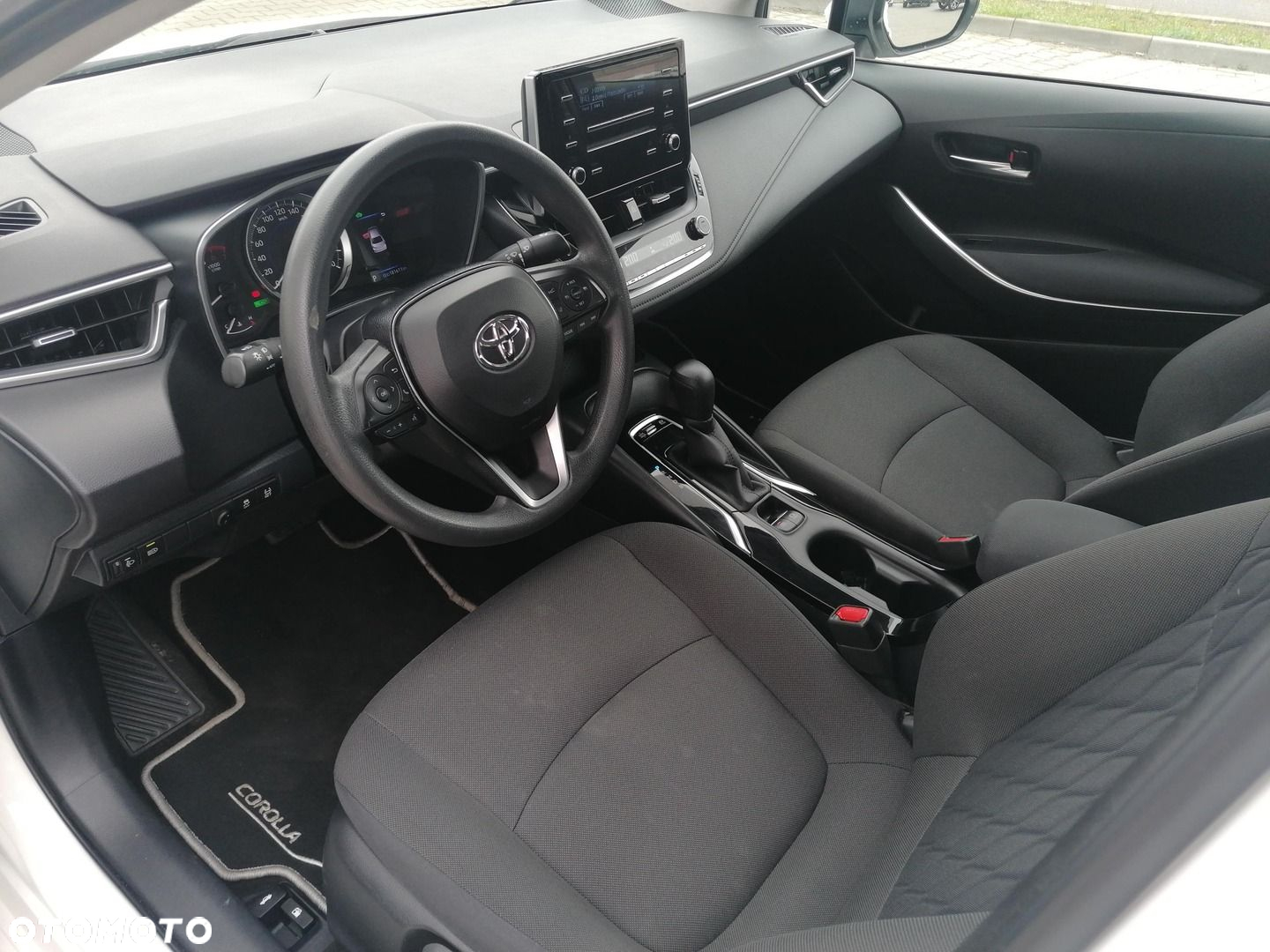 Toyota Corolla 1.8 Hybrid Active - 14