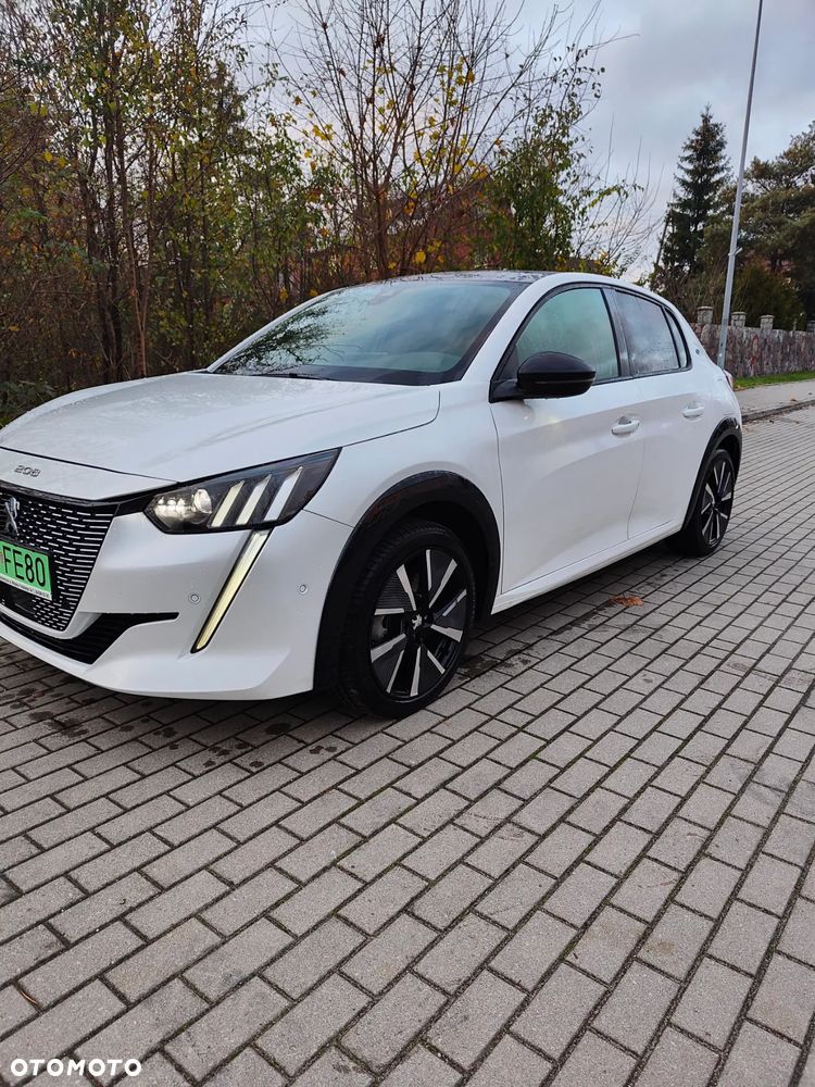 Peugeot 208 e-208 GT - 1