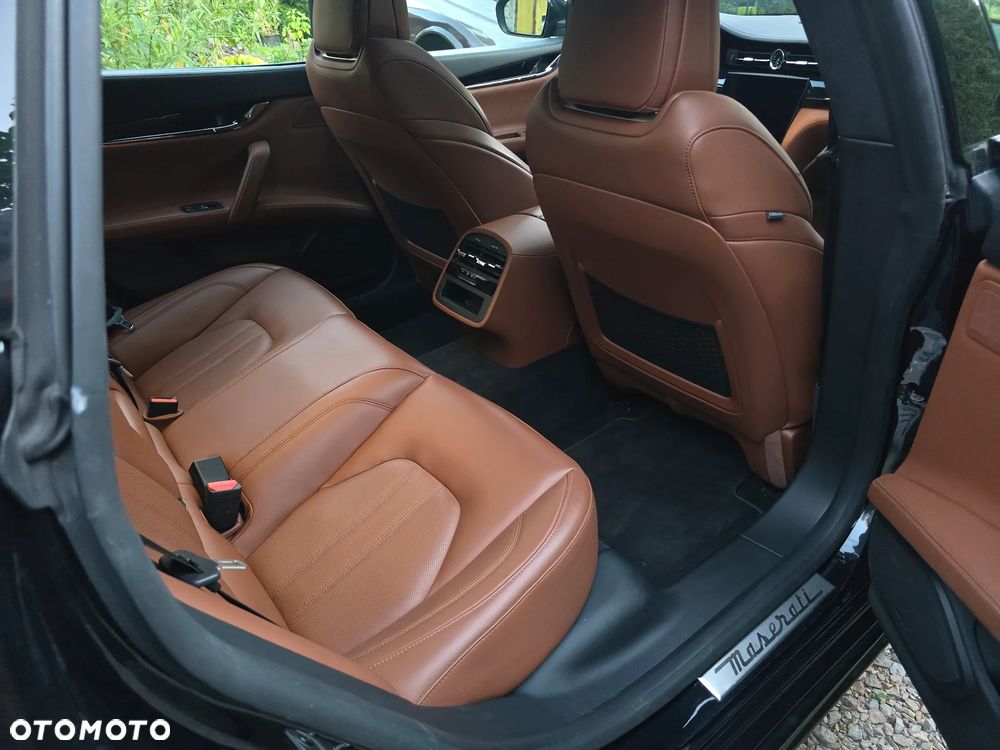 Maserati Quattroporte Modena - 25