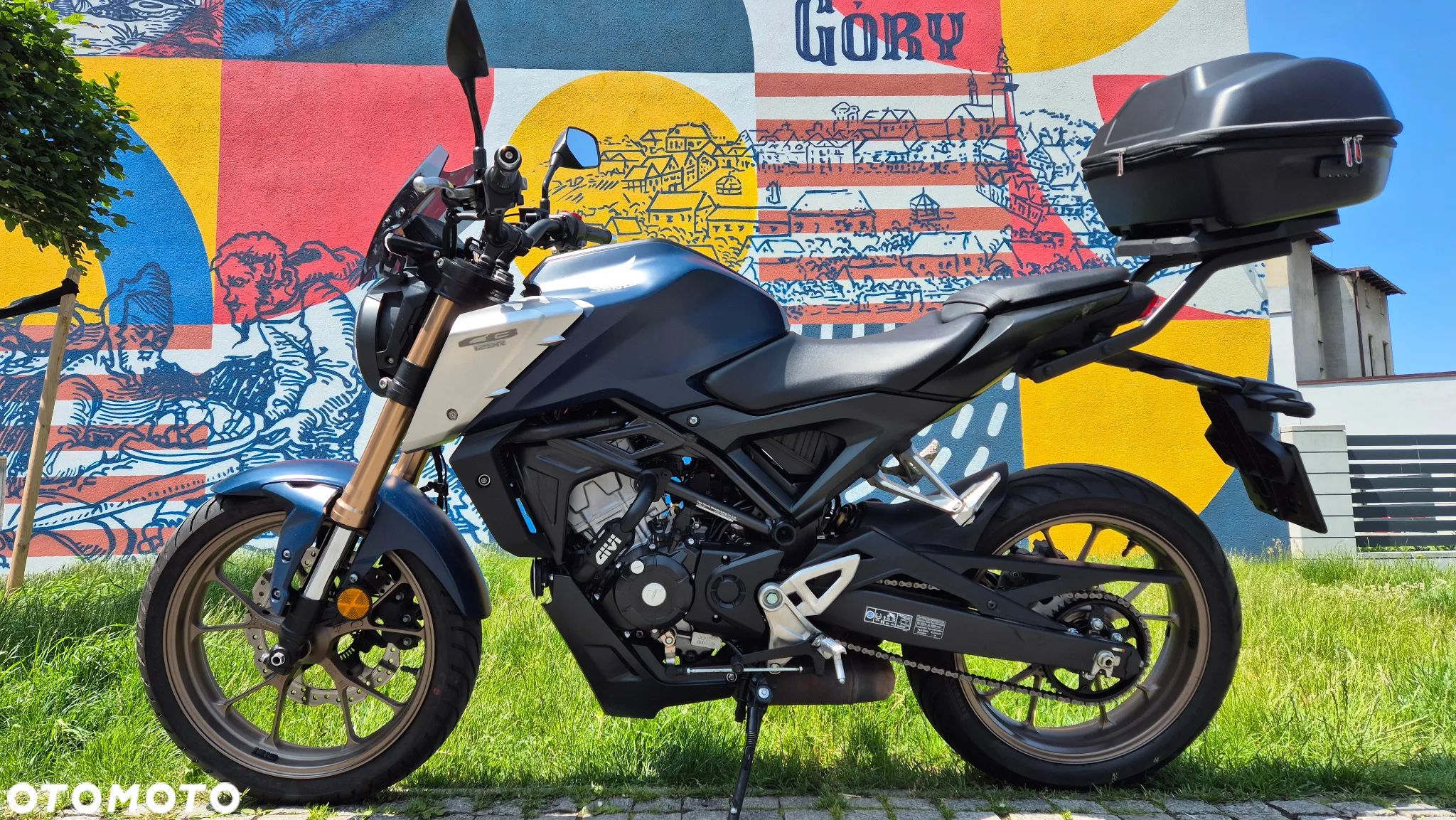 Honda CB - 1