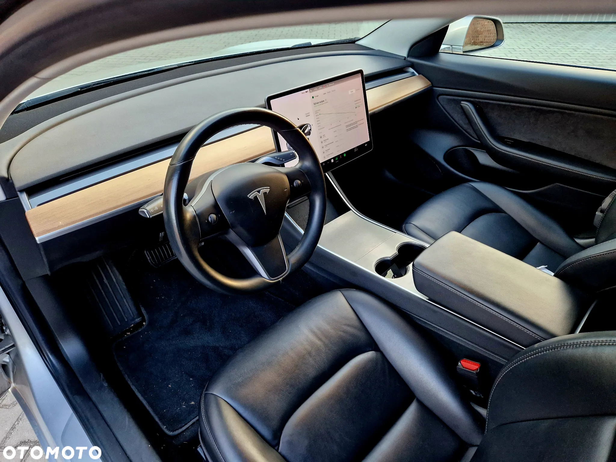 Tesla Model 3 Long Range AWD - 8