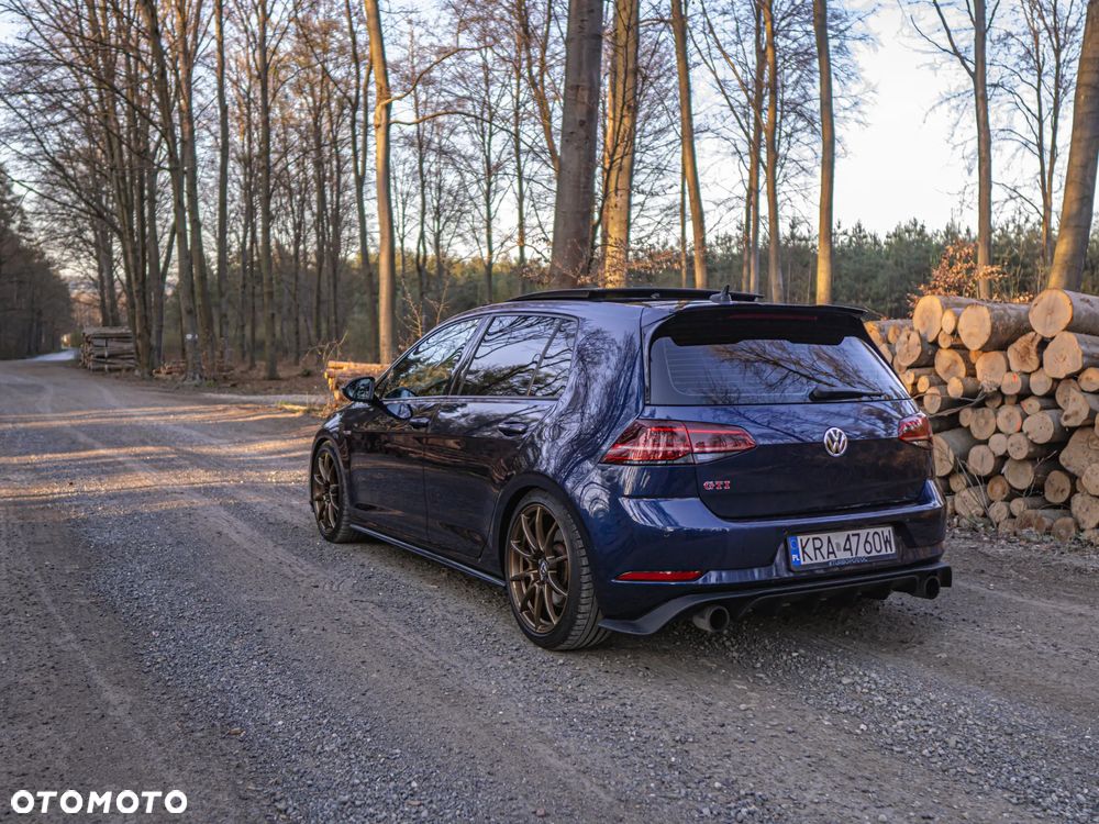 Volkswagen Golf GTI Performance BlueMotion Technology DSG - 6