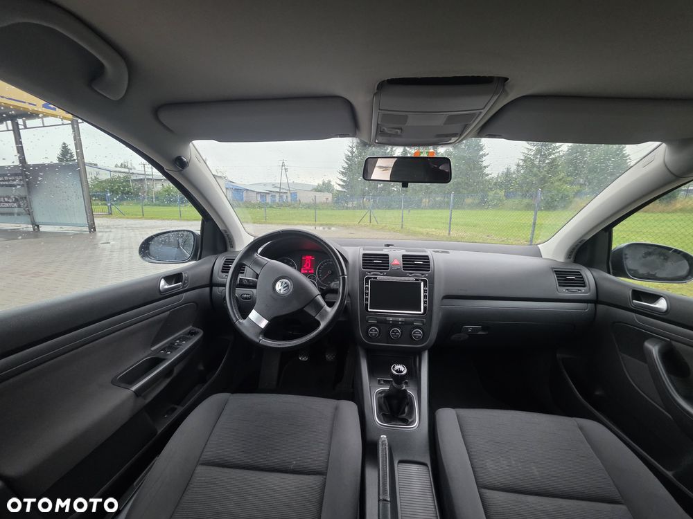 Volkswagen Golf - 13