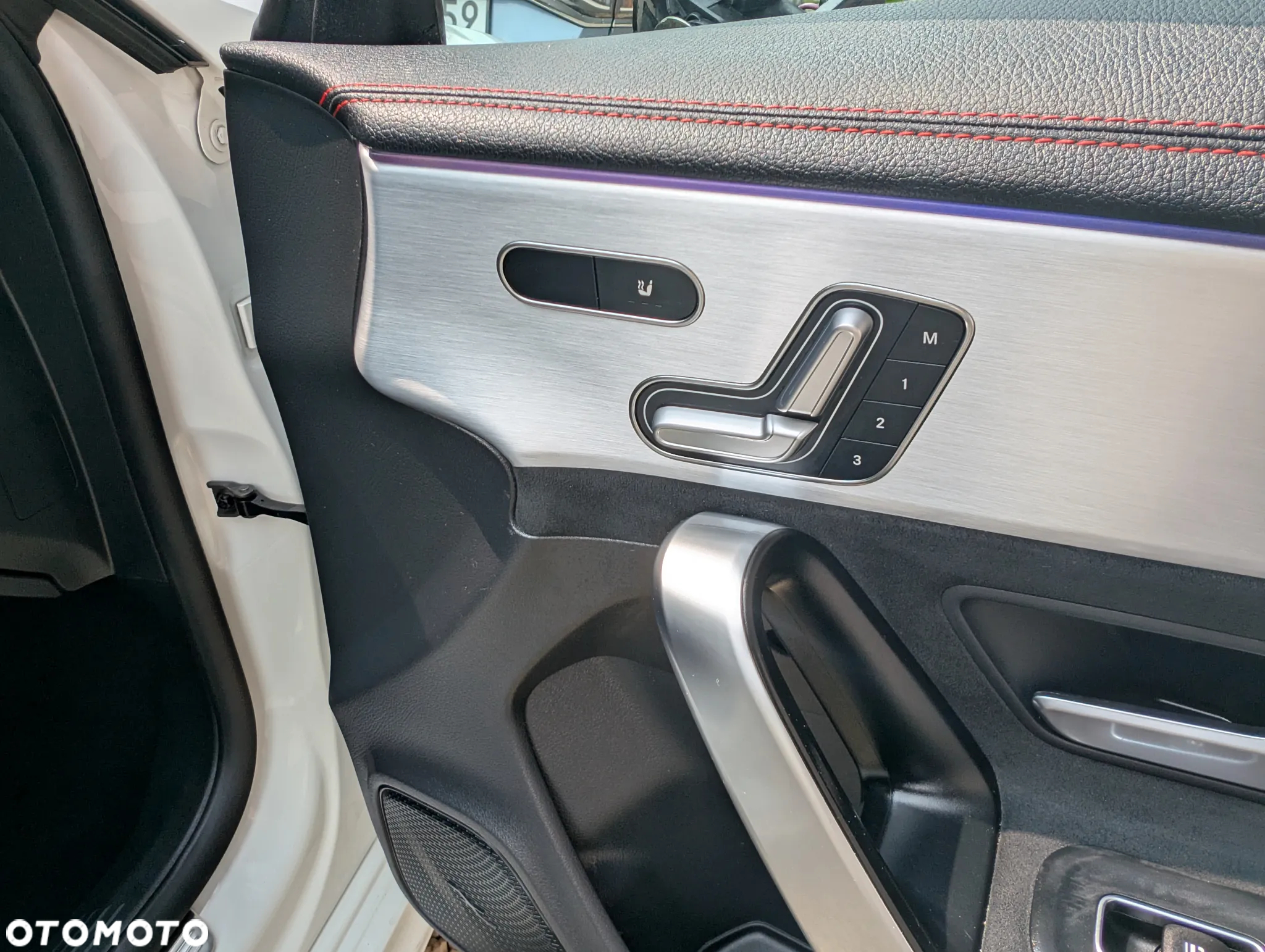 Mercedes-Benz CLA 250 4-Matic AMG Line 7G-DCT - 11