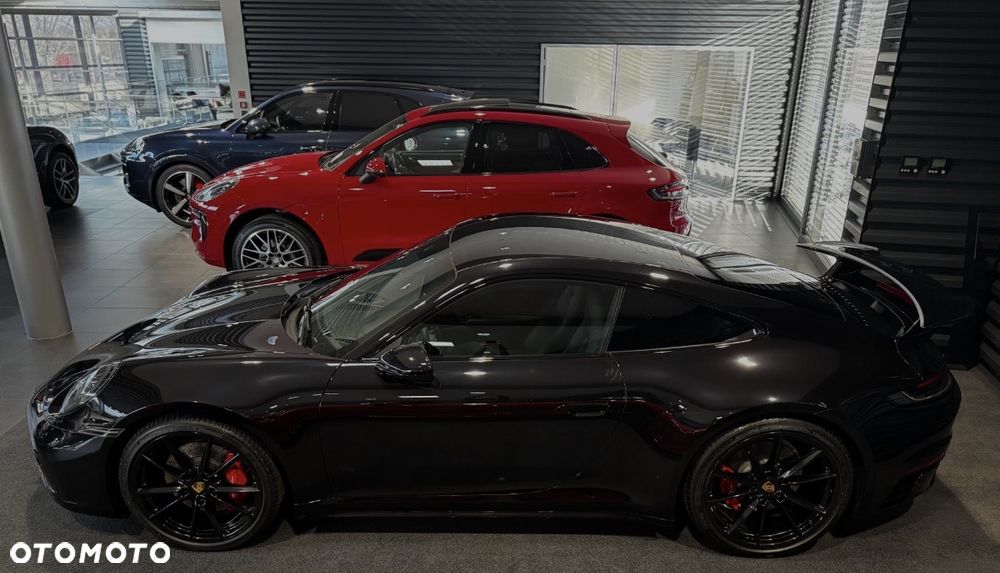 Porsche 911 Carrera S - 5