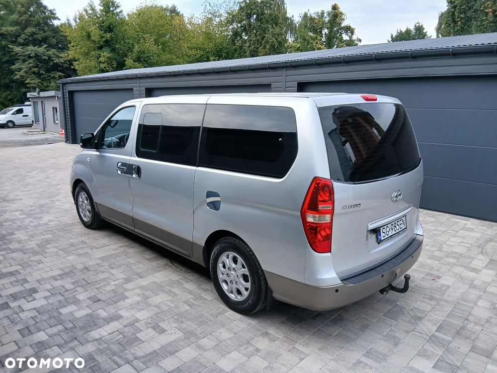 Hyundai H-1 2.5 CRDi Travel Comfort - 12
