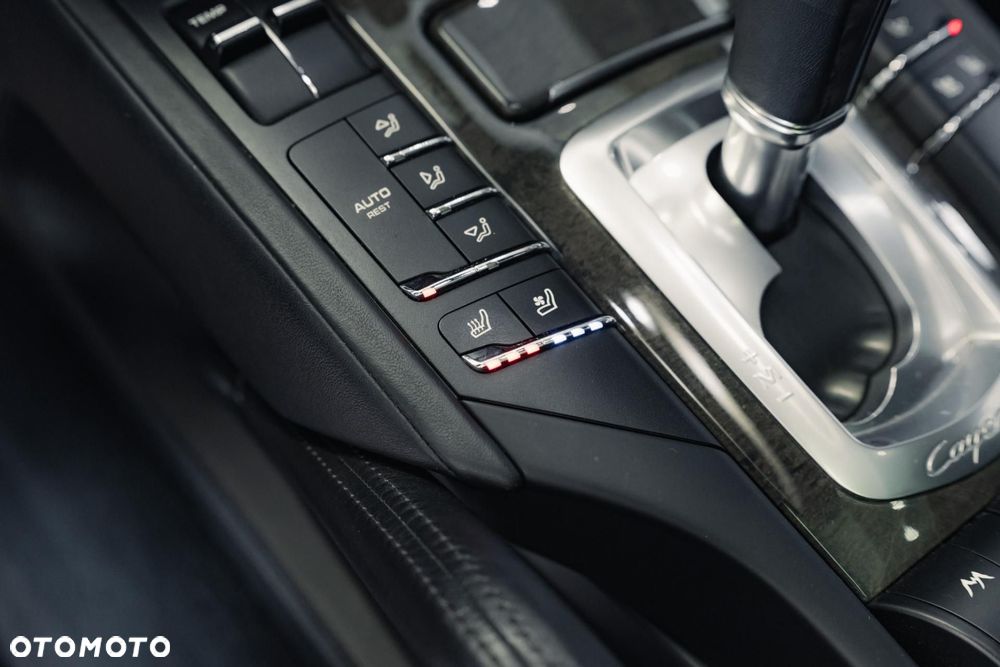 Porsche Cayenne Turbo - 22