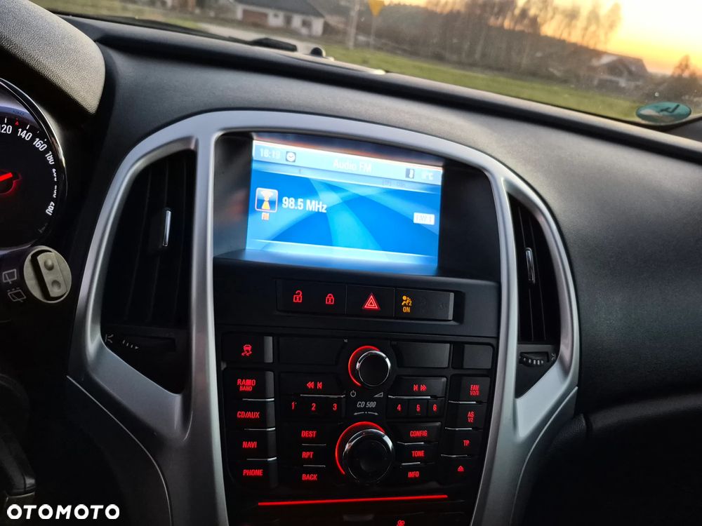 Opel Astra 1.4 Turbo Cosmo - 22