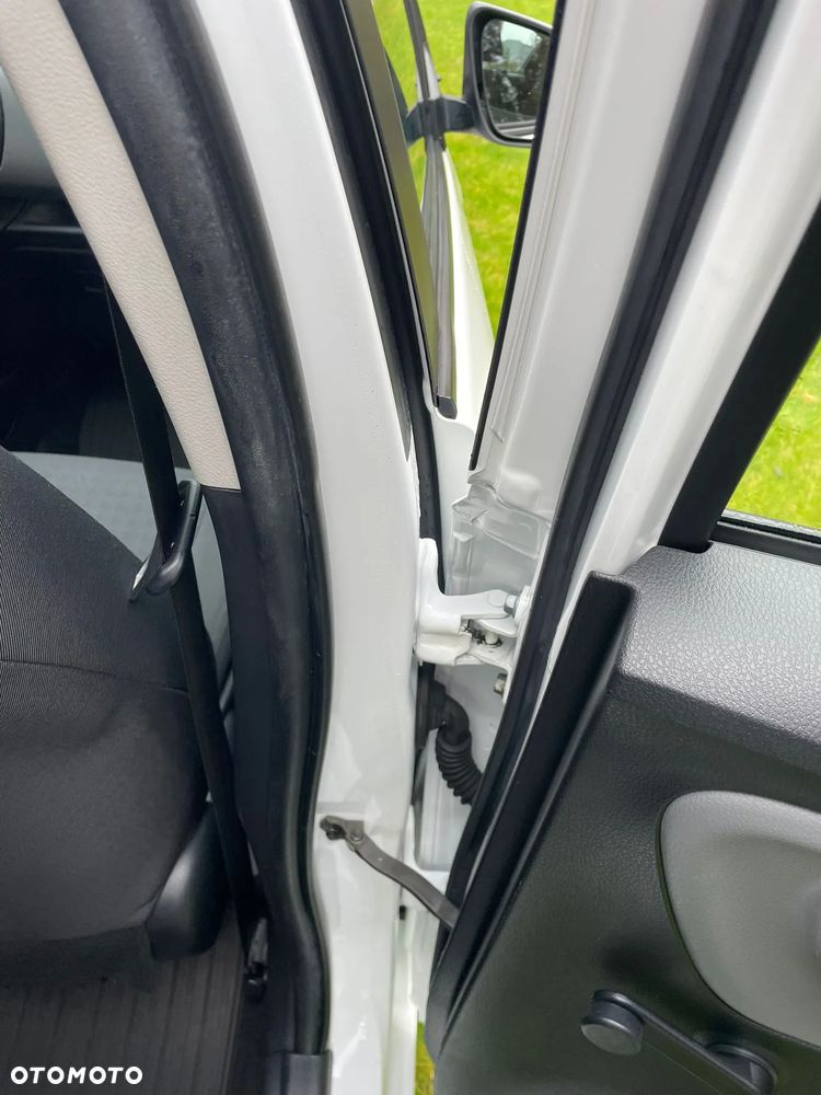 Toyota Yaris 1.5 Life - 20