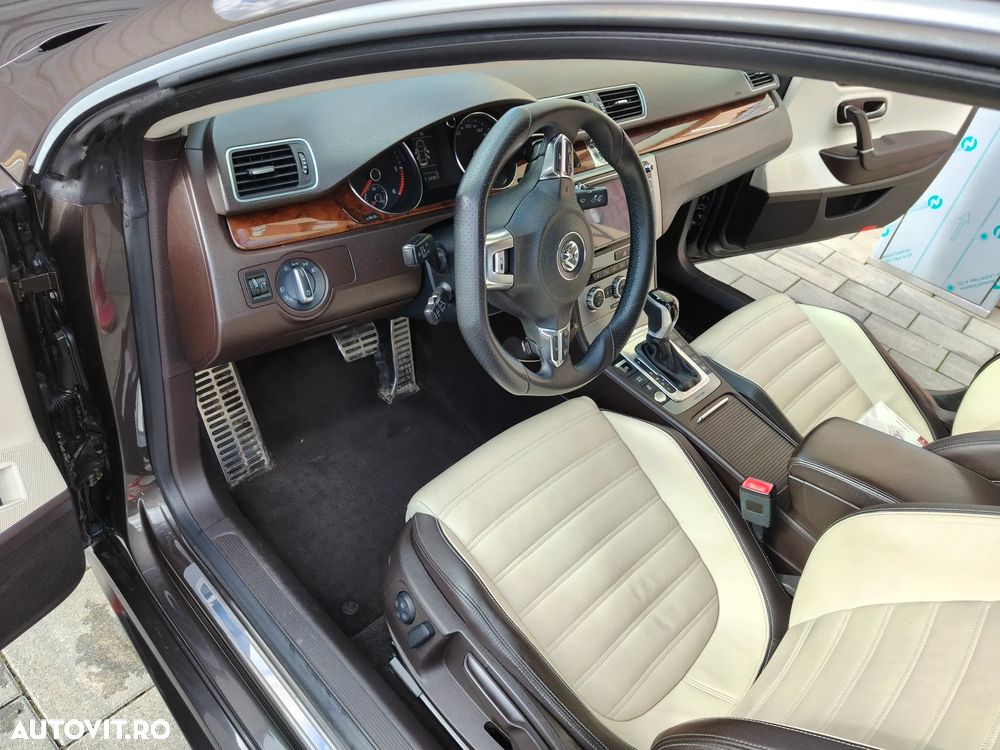 Volkswagen Passat CC 2.0 TDI 4Motion BlueMotion Technology DSG - 9