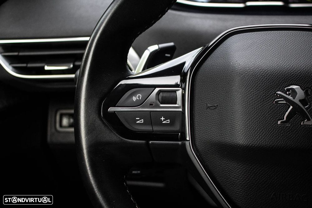 Peugeot 3008 1.6 Hybrid Allure e-EAT8 - 14