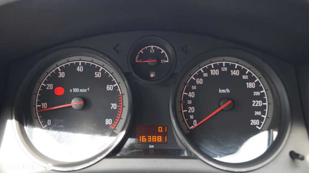 Opel Astra 1.4 Edition Plus - 27