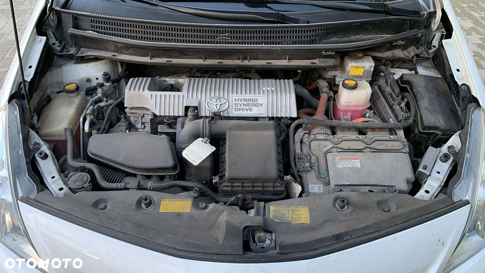 Toyota Prius+ 1.8 HSD Prestige - 9