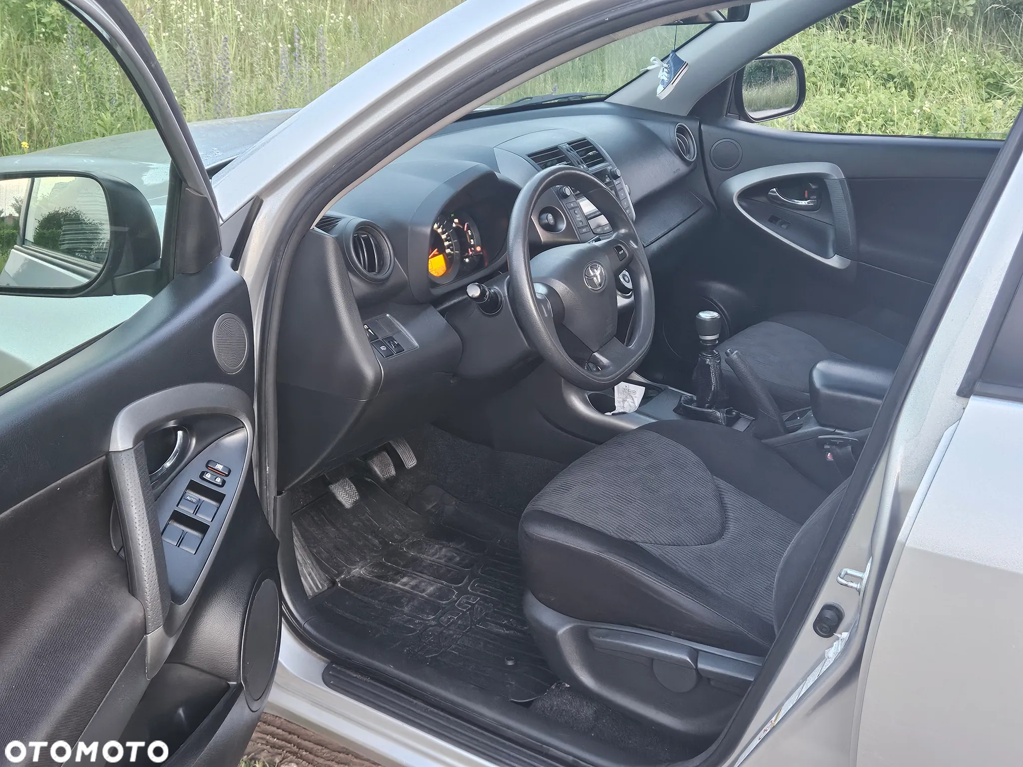 Toyota RAV4 2.0 VVT-i Luna - 7